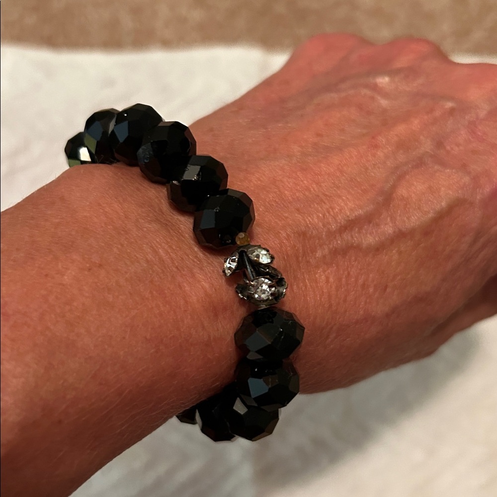 Vintage Glass Bead Bracelet - Picture 3 of 3